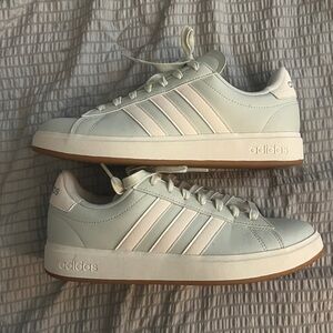 Women’s Adidas Grand Court sneakers "Cloudfoam Comfort"